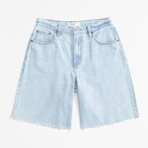 A&F Curve Love Mid Rise 10" Loose Short